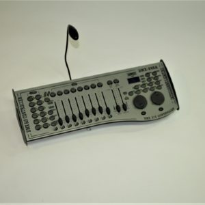 Mini console eclairages 16 canaux pour projecteurs asservis