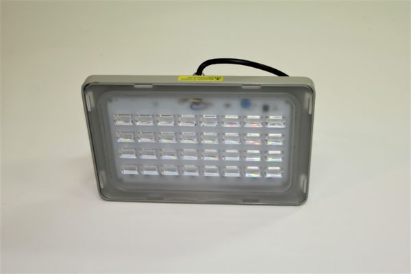 Projecteur led 100W IP67