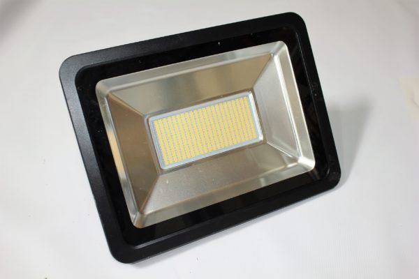 Projecteur led 200W