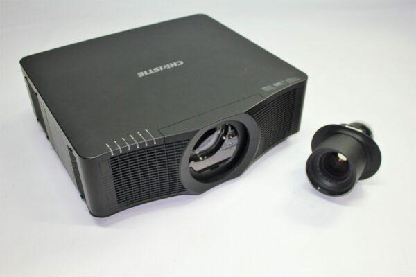 Video projecteur christie 7000 lumens display port/2 hdmi/sdi/composite/vga/2 audio in/1 audio out
